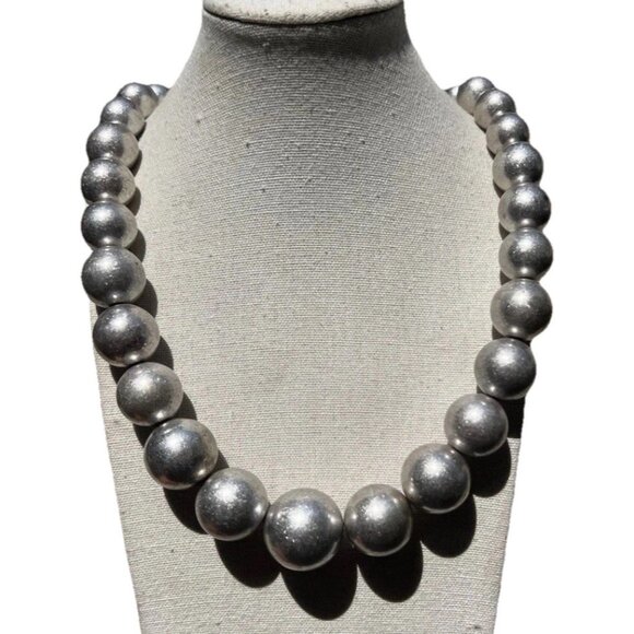 Vintage Silver Graduated Large Round Bead Women’s Necklace Sz 29” - Picture 1 of 13